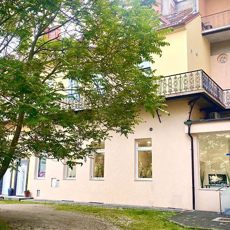 Rainbow House Rooms Maribor Bagian luar foto