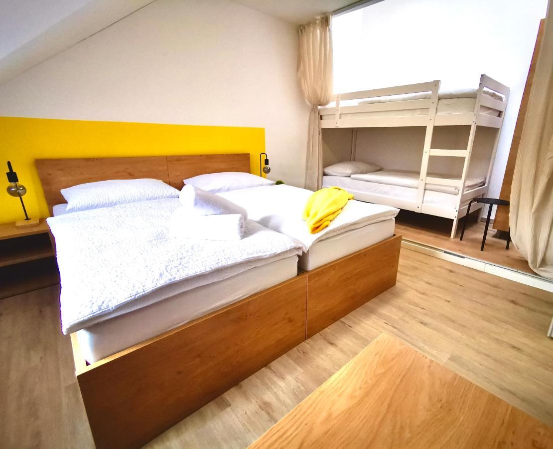 Rainbow House Rooms Maribor Bagian luar foto