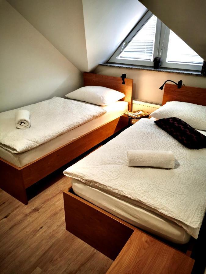 Rainbow House Rooms Maribor Bagian luar foto
