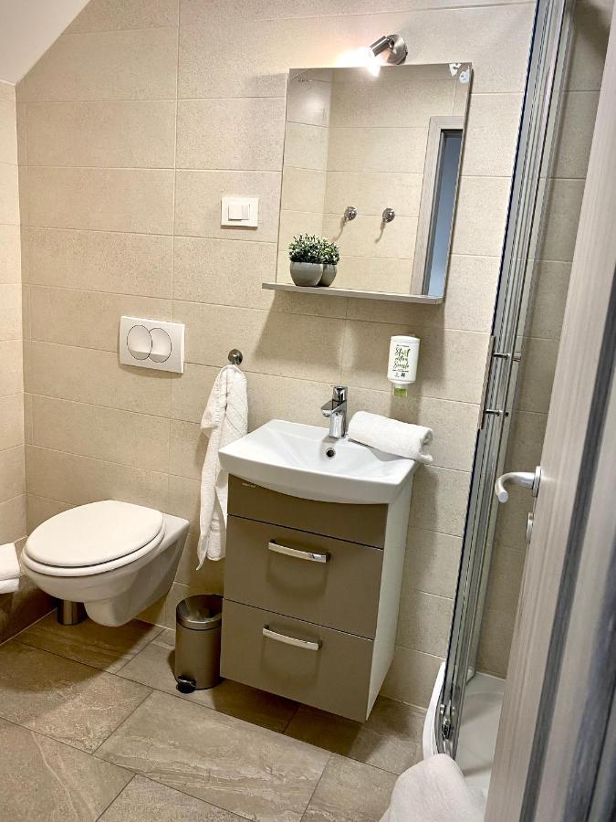 Rainbow House Rooms Maribor Bagian luar foto