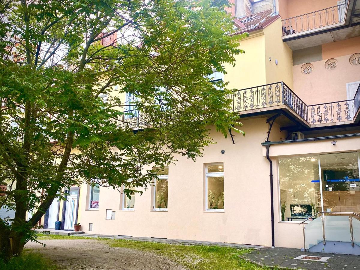Rainbow House Rooms Maribor Bagian luar foto